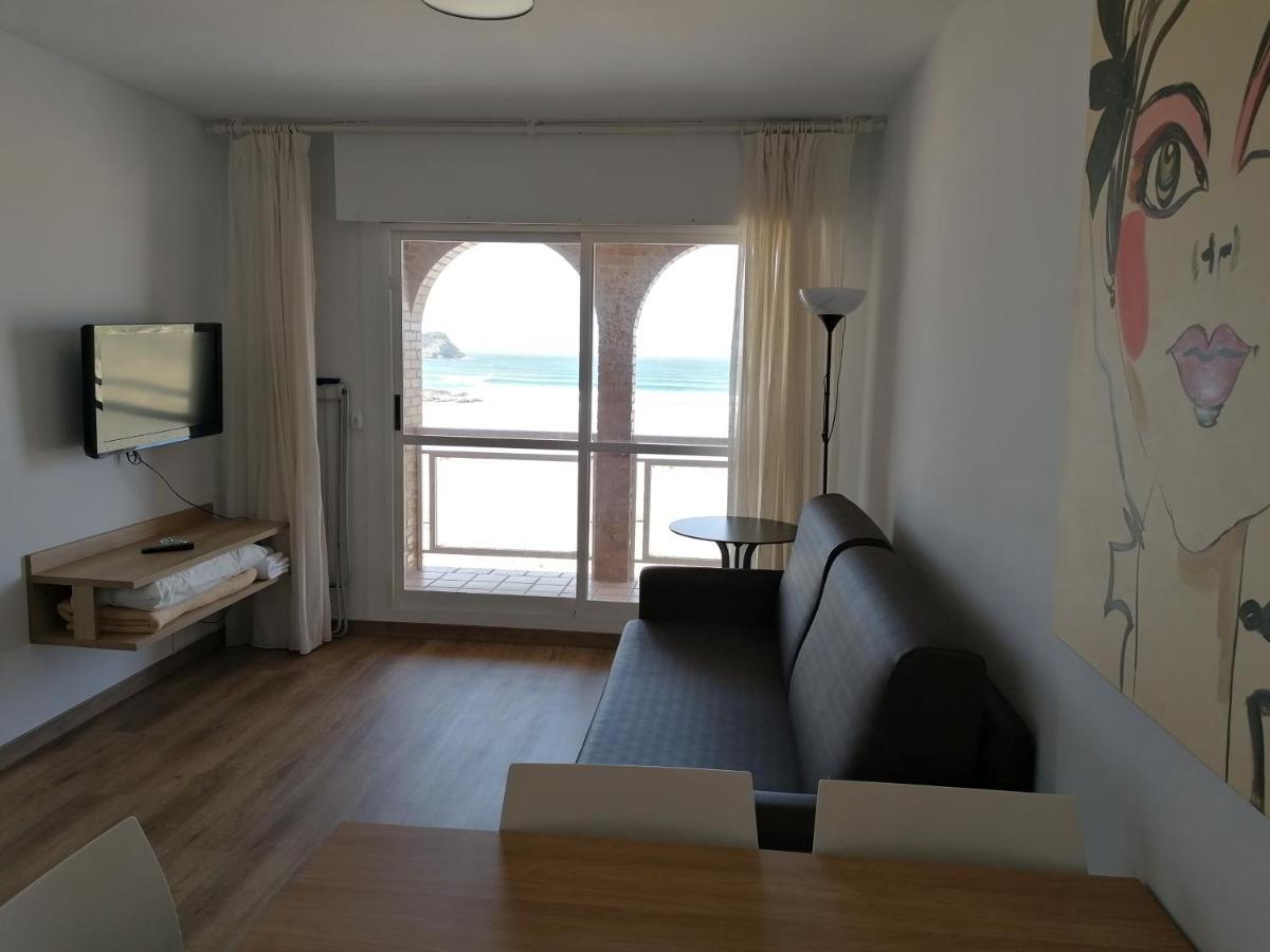 Apartamentos Regollera Premium Con Garaje Ноха Екстер'єр фото