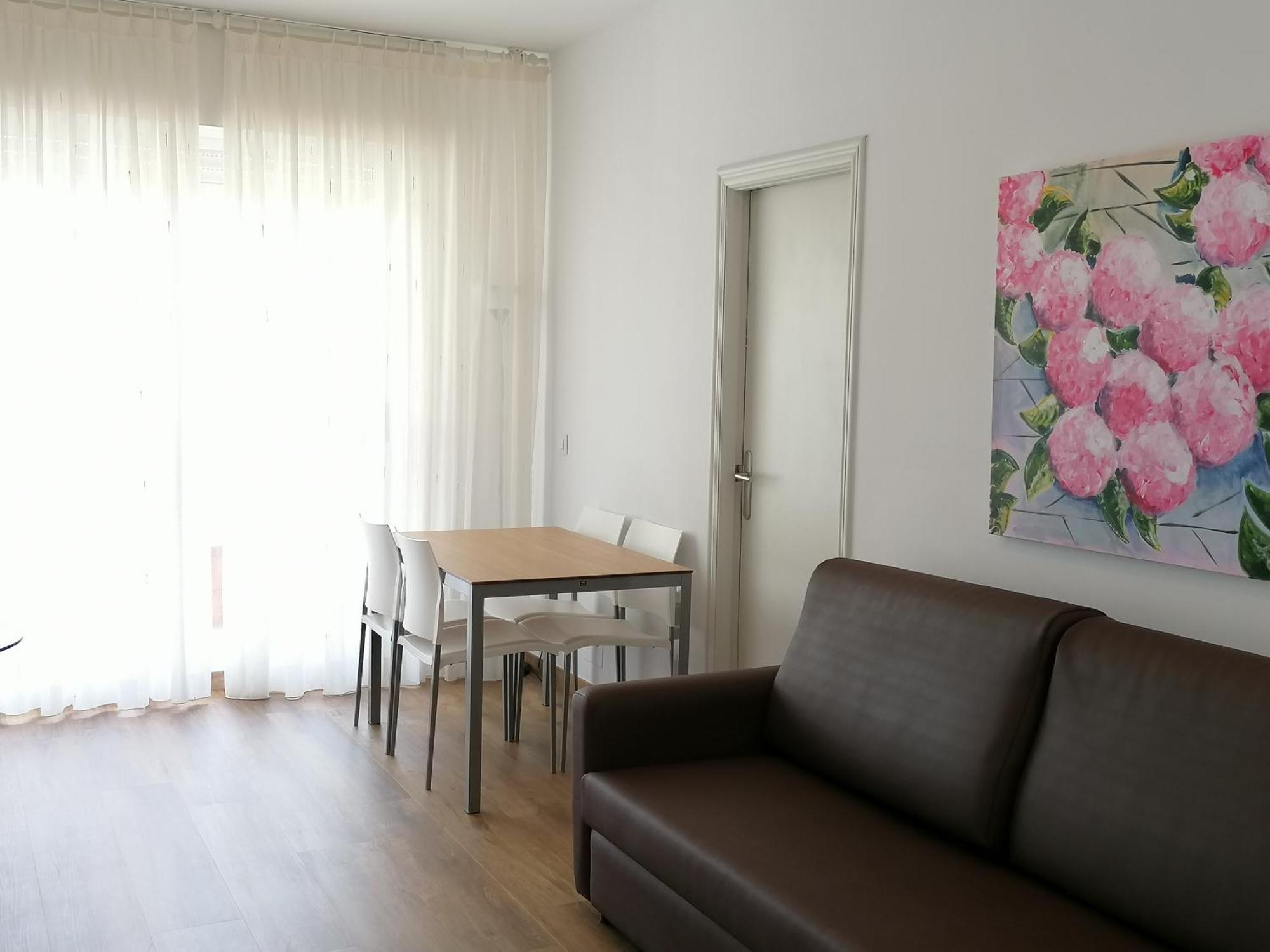 Apartamentos Regollera Premium Con Garaje Ноха Екстер'єр фото