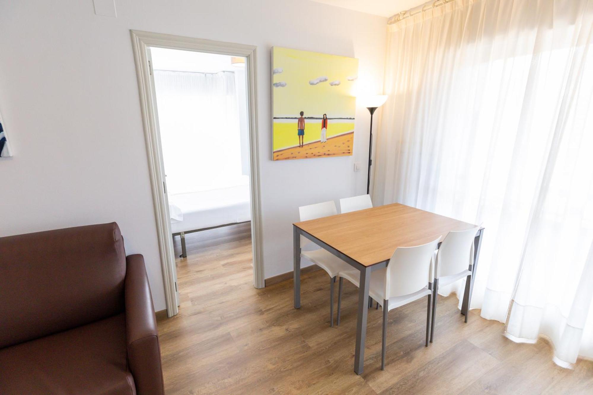Apartamentos Regollera Premium Con Garaje Ноха Екстер'єр фото
