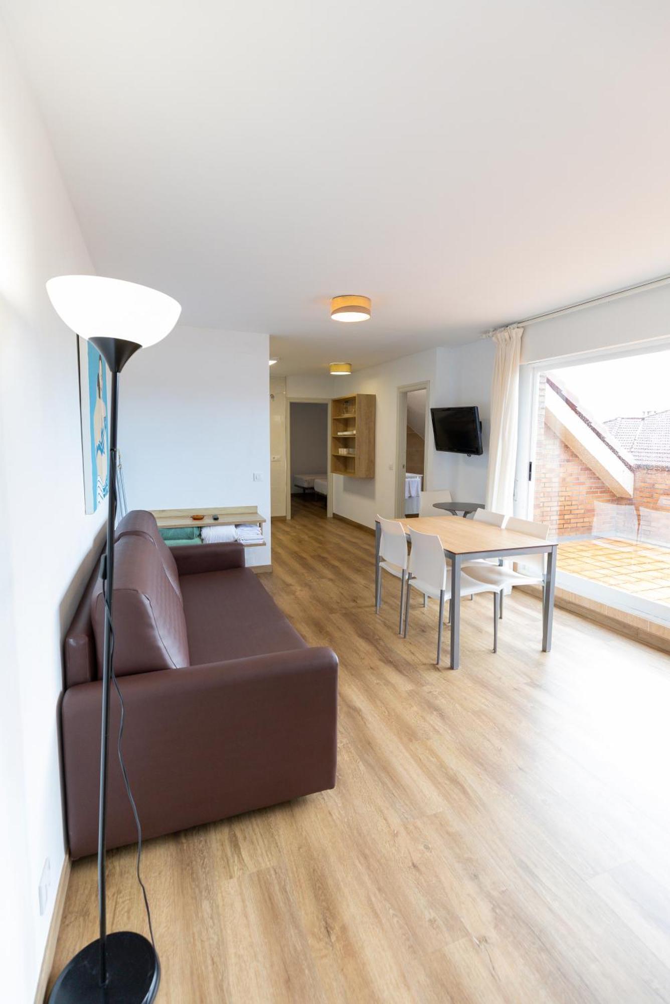 Apartamentos Regollera Premium Con Garaje Ноха Екстер'єр фото
